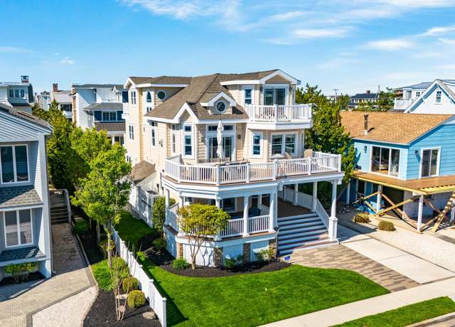 Property at 40 E 13th St, Avalon, NJ 08202, 6 beds, 6 baths