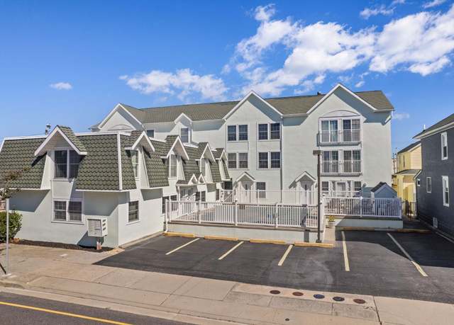 Property at 213 E Hand Ave #8, Wildwood, NJ 08260, 3 beds, 1.5 baths