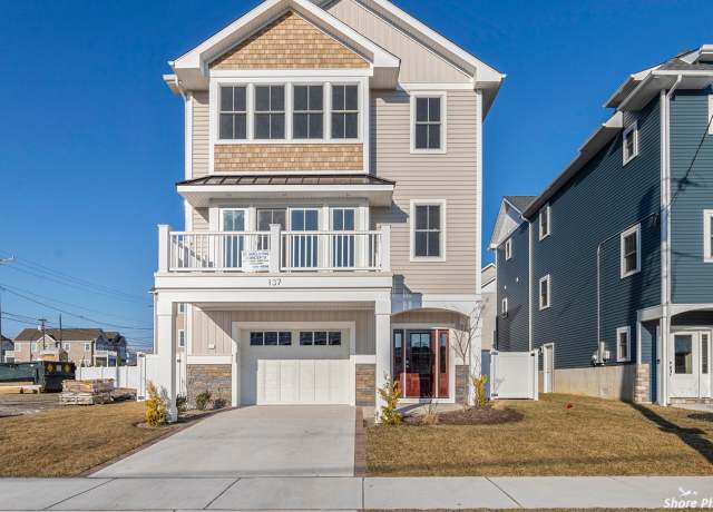 Property at 137 W Walnut Ave, North Wildwood, NJ 08260, 5 beds, 3.5 baths