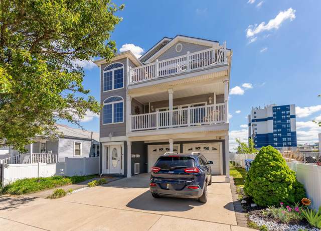 Property at 117 W Spicer Ave Unit A, Wildwood, NJ 08260, 3 beds, 2 baths