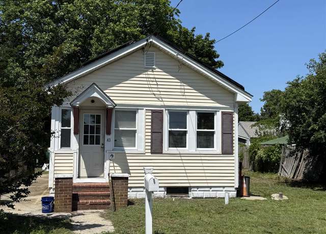 Property at 43 E Weber Ave, Villas, NJ 08251, 2 beds, 1 bath