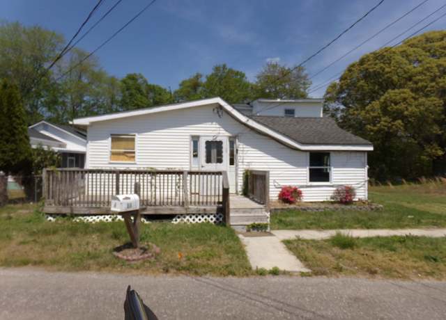 Property at 14 Gibson St, Whitesboro, NJ 08210, 5 beds, 1 bath