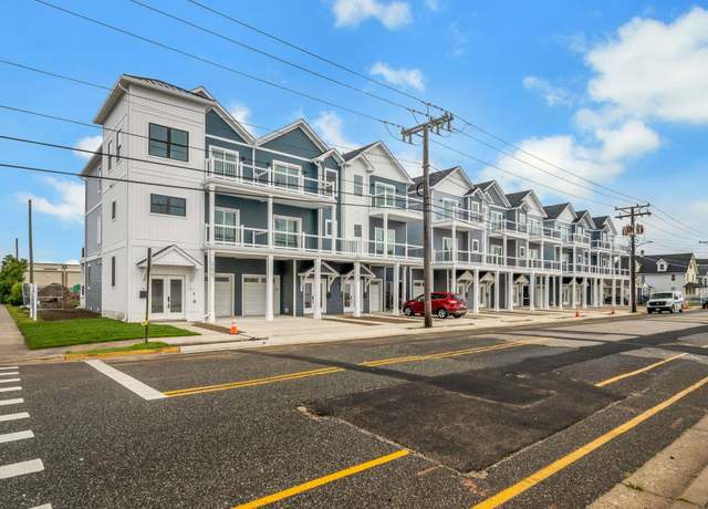 Property at 112 W Spicer Ave, Wildwood, NJ 08260, 4 beds, 3.5 baths