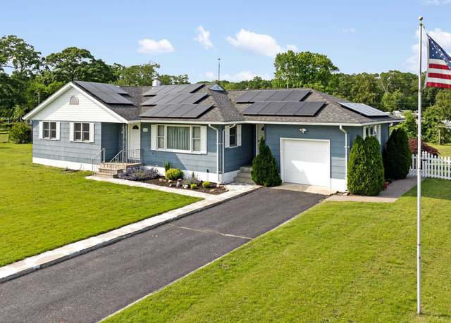 Property at 102 Teal Rd, Rio Grande, NJ 08242, 3 beds, 2 baths