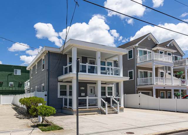 Property at 417 E Monterey Ave, Wildwood Crest, NJ 08260, 5 beds, 3 baths