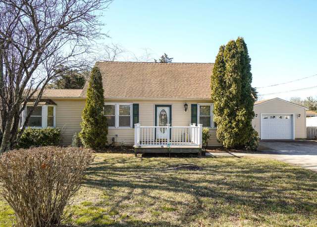 Property at 124 Fishing Rd, Erma, NJ 08204, 3 beds, 2 baths