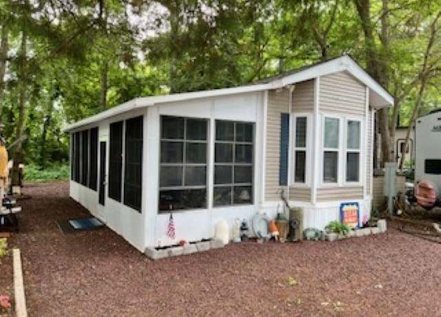 Property at 491 Rt 9, Lower Township, NJ 08204, 2 beds, 1 bath