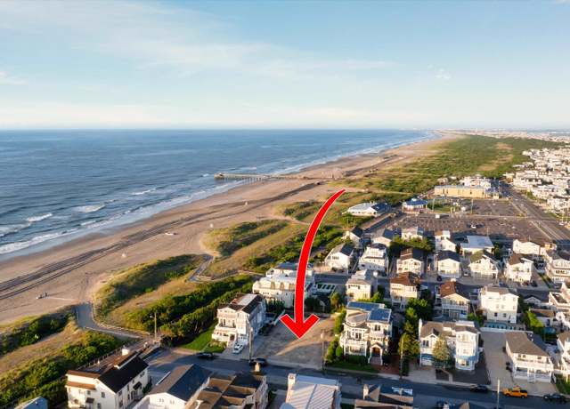 Property at 74 E 26th St, Avalon, NJ 08202