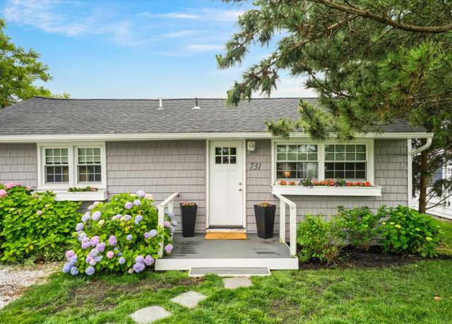 Property at 731 Stone Blvd, Stone Harbor, NJ 08247, 2 beds, 1 bath