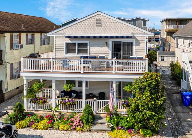Property at 630 21st St Unit 2nd Floor, Avalon, NJ 08202, 3 beds, 1.5 baths