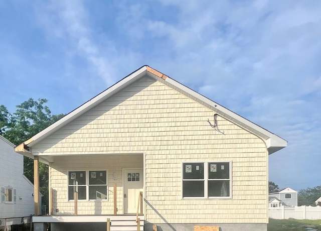 Property at 206 B Frances Ave, Villas, NJ 08251, 3 beds, 2 baths