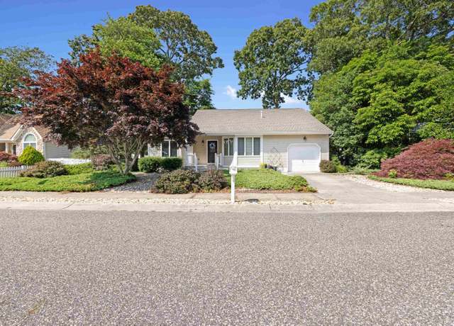 Property at 427 Portsmouth Rd, Lower Township, NJ 08204, 3 beds, 2 baths