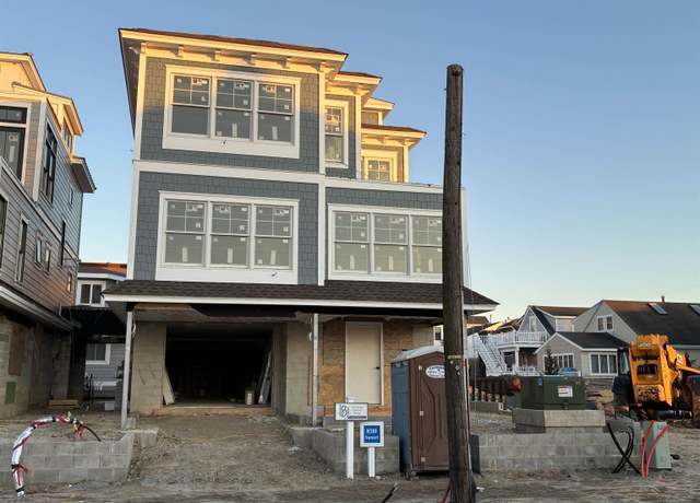 Property at 8310 Sunset Dr #8310, Stone Harbor, NJ 08247, 4 beds, 4.5 baths