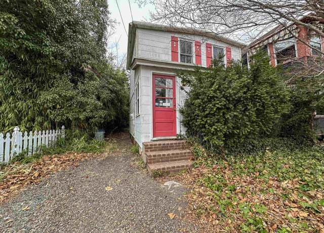 Property at 909 Corgie St, Cape May, NJ 08204, 3 beds, 2 baths