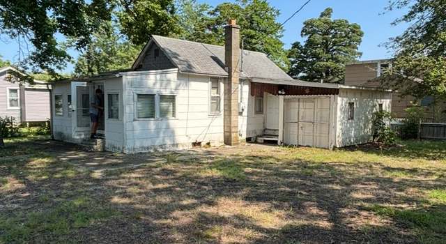 Photo of 205 E Bates Ave, Villas, NJ 08251