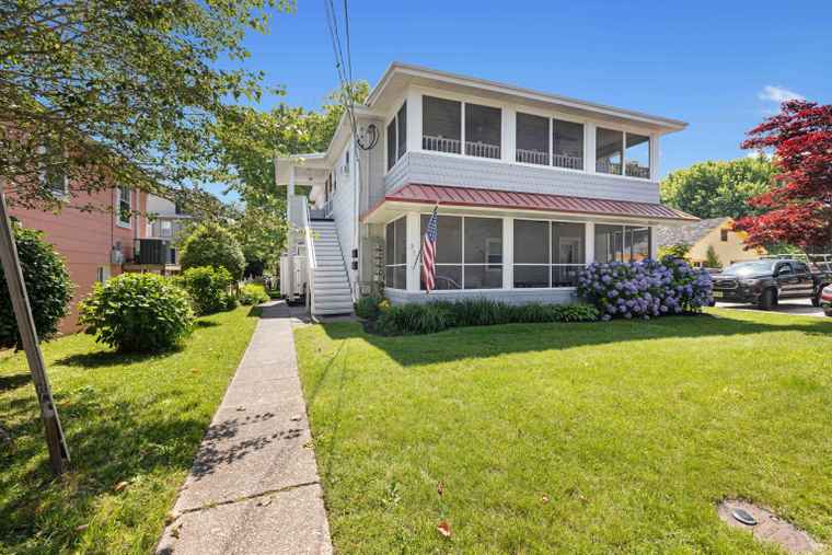 Photo of 312 Congress St #1 Cape May, NJ 08204