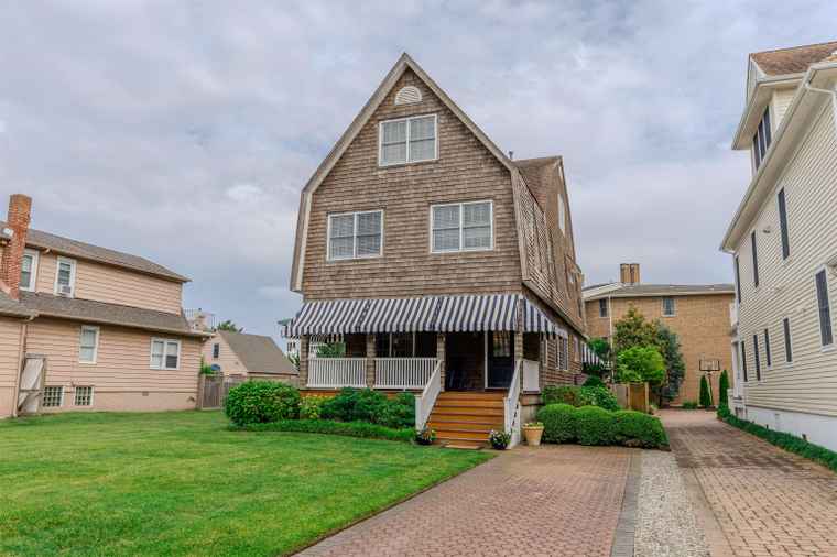 Photo of 1208 New Jersey Ave Cape May, NJ 08204