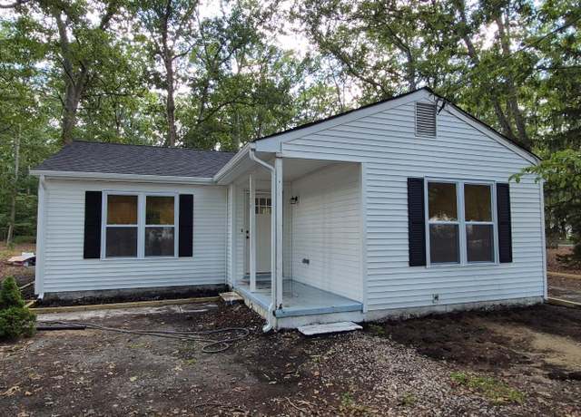 Property at 129 Bayberry Ave Ave, Egg Harbor Township, NJ 08234, 3 beds, 2 baths