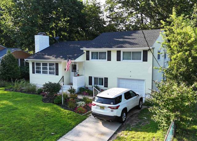 Property at 340 Hobart Ave, Absecon, NJ 08201, 3 beds, 2 baths