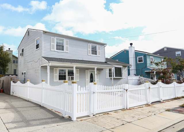 Property at 715 Sterling Pl, Brigantine, NJ 08203-2626, 3 beds, 1.5 baths
