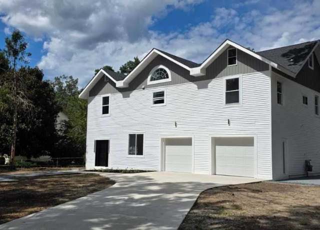 Property at 355 Penny Ln, Mays Landing, NJ 08330, 6 beds, 3 baths
