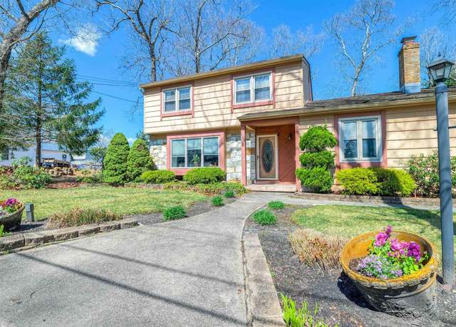Property at 922 Seaside Ave, Absecon, NJ 08201, 4 beds, 1.5 baths