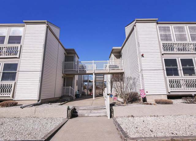 Property at 4448 West Ave #4448, Ocean City, NJ 08226, 3 beds, 2 baths