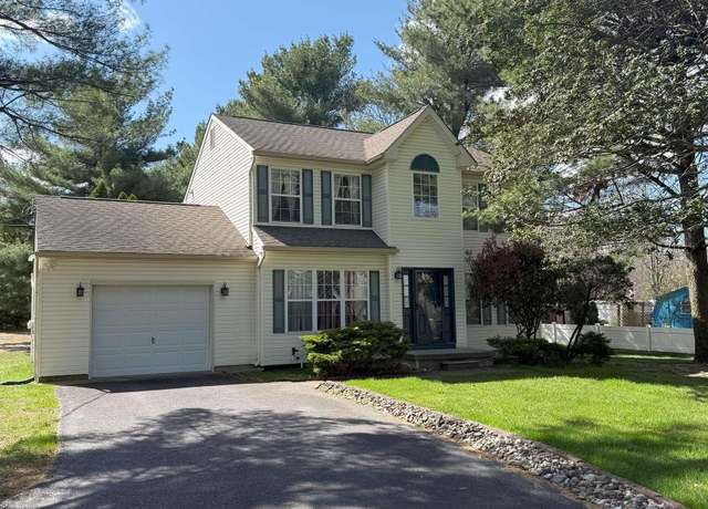 Property at 420 N Chew Rd, Hammonton, NJ 08037, 3 beds, 2.5 baths