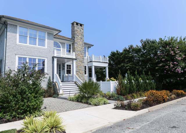 Property at 405 30th St, Brigantine, NJ 08203, 5 beds, 4.5 baths