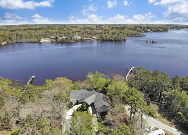 Property at 1115 Riverside Dr, Mays Landing, NJ 08330, 4 beds, 5 baths