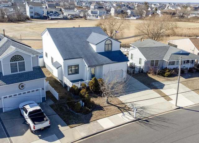 Property at 18 Macdonald Pl, Brigantine, NJ 08203-2933, 3 beds, 2.5 baths