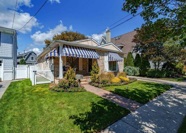 Property at 112 Pinnacle Rd, Ocean City, NJ 08226, 3 beds, 2 baths