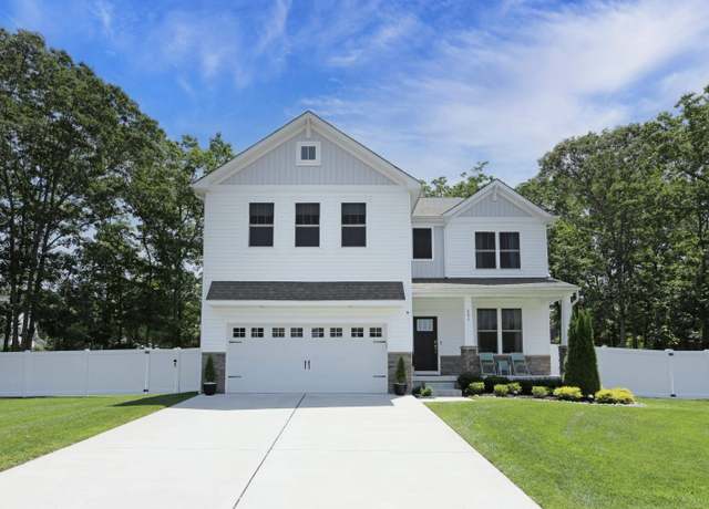 Property at 201 Spyglass Ct, Egg Harbor Township, NJ 08234, 4 beds, 3 baths