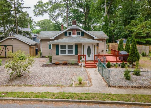 Property at 1 Oak Dr, Absecon, NJ 08201, 2 beds, 1 bath