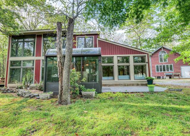 Property at 515 E Brook Ln, Galloway Township, NJ 08205, 3 beds, 2.5 baths