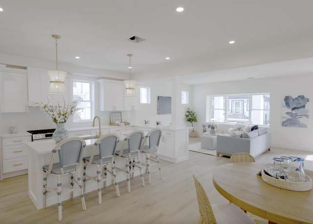 Property at 106 N Troy Ave, Ventnor, NJ 08406, 3 beds, 2.5 baths