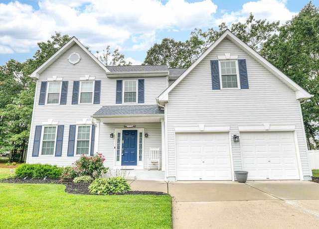 Property at 119 Woodberry Dr, Egg Harbor, NJ 08234, 4 beds, 2.5 baths