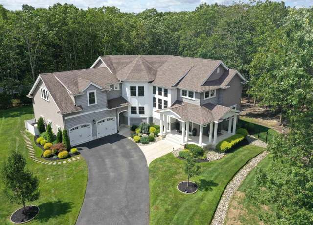 Property at 802 Gatehouse Dr, Galloway Township, NJ 08205, 4 beds, 3.5 baths