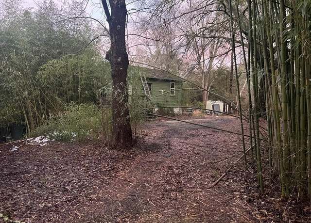 Property at 1021 Aloe St, Galloway Township, NJ 08205, 1 bed, 1 bath
