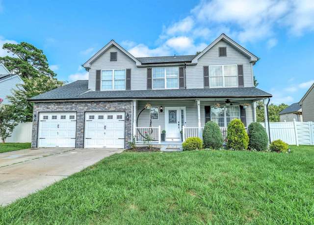 Property at 46 Crestwood Cir Cir, Egg Harbor Township, NJ 08234, 4 beds, 2.5 baths