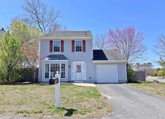 Property at 119 Mohican Dr, Galloway Township, NJ 08205, 3 beds, 2.5 baths