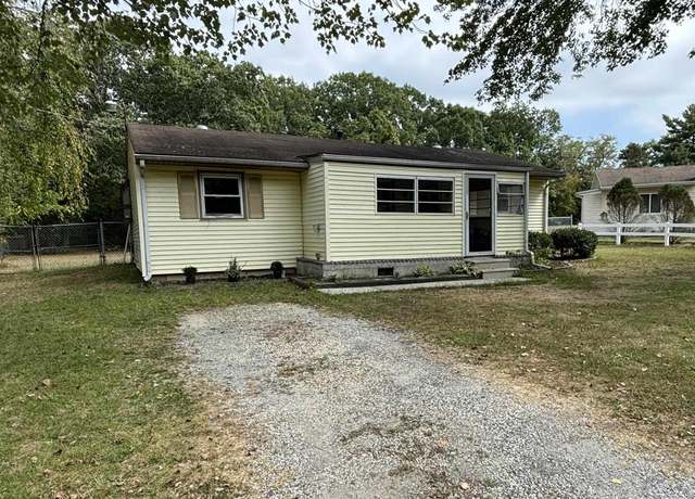 Property at 3950 Patricia Ct, Hammonton, NJ 08037, 3 beds, 1 bath