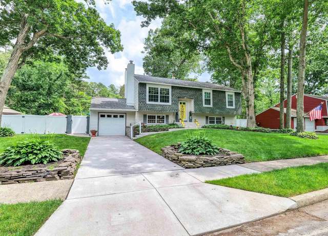 Property at 214 Gunpowder Rd, Egg Harbor Township, NJ 08234, 4 beds, 2 baths