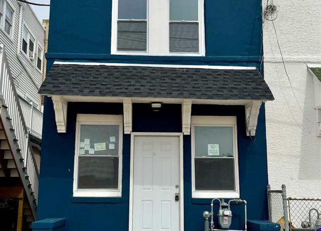 Property at 1 S Metropolitan Ave, Atlantic City, NJ 08401, 3 beds, 1.5 baths