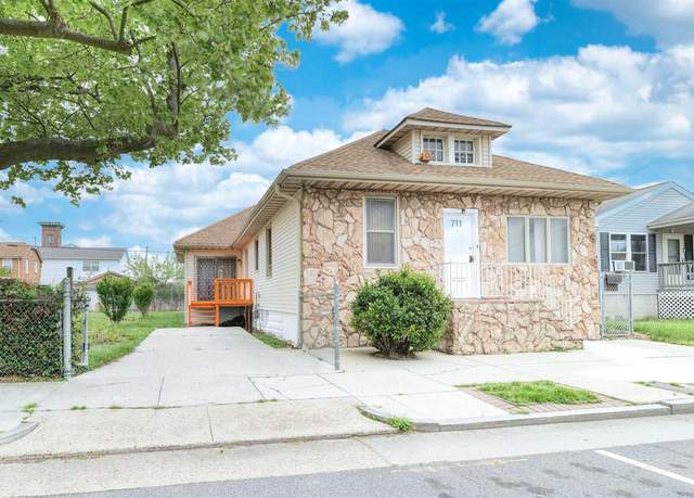 Property at 711 N Ohio Ave, Atlantic City, NJ 08401, 3 beds, 2 baths