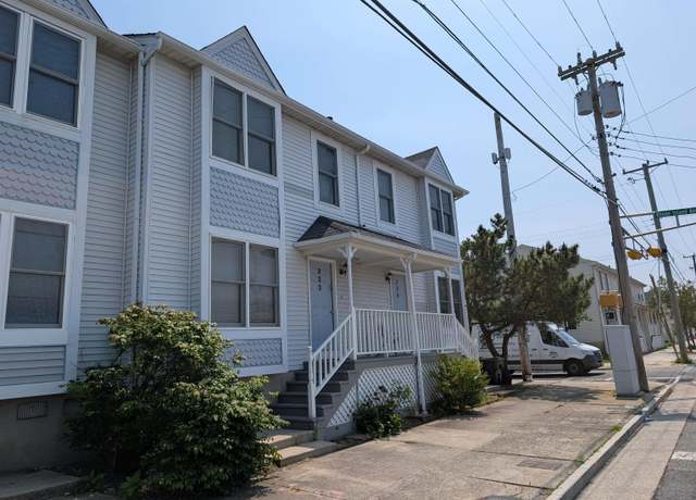 Property at 322 Madison Ave, Atlantic City, NJ 08401, 3 beds, 1.5 baths