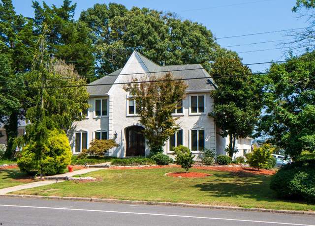 Property at 1860 Franklin Blvd, Linwood, NJ 08221, 5 beds, 3.5 baths