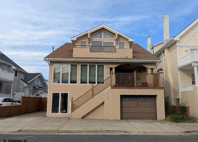 Property at 105 S Stratford Ave Ave, Ventnor, NJ 08406, 6 beds, 3 baths