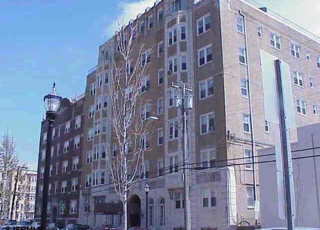Property at 37 S Iowa Ave #3B, Atlantic City, NJ 08401, 2 beds, 2 baths