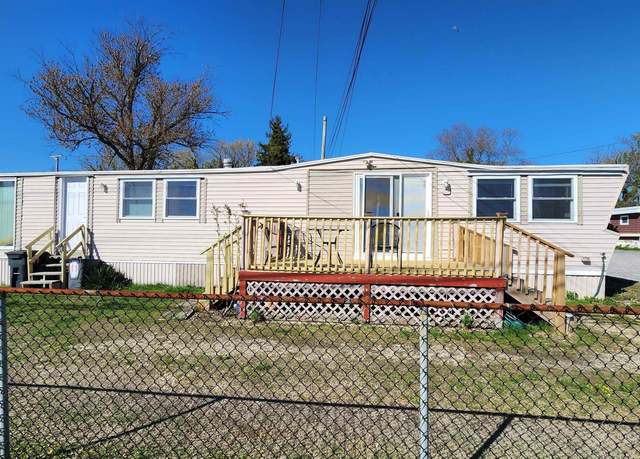 Property at 826 W Washington Ave Ave, Pleasantville, NJ 08232, 2 beds, 1 bath